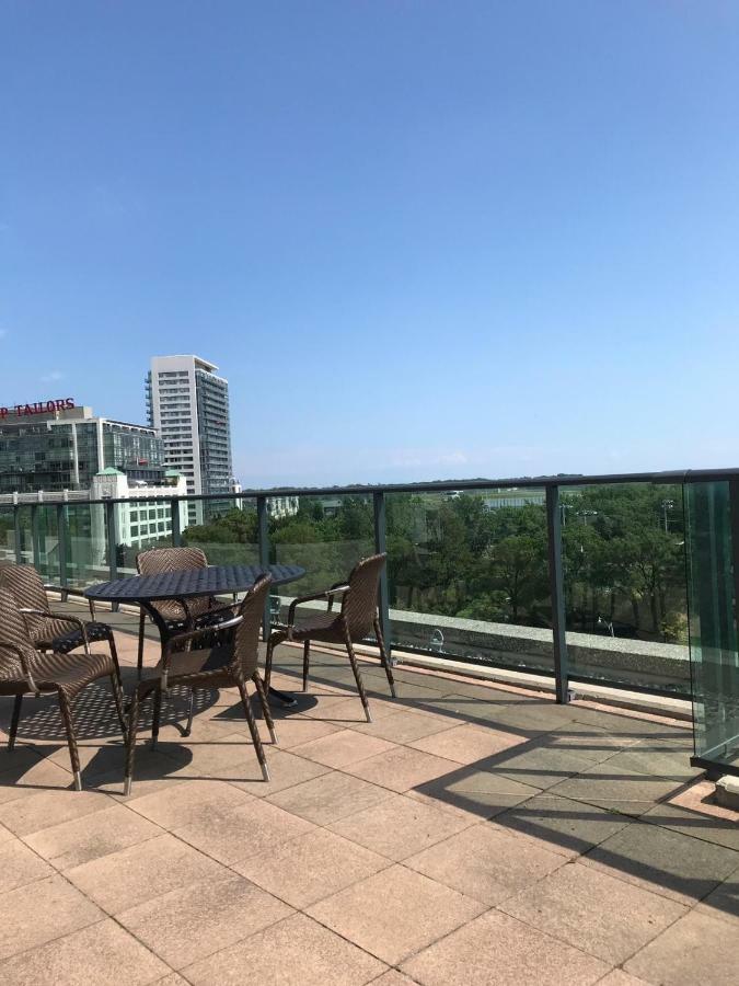 טורונטו Executive 1 Bedroom Condo Sleeps 2 מראה חיצוני תמונה