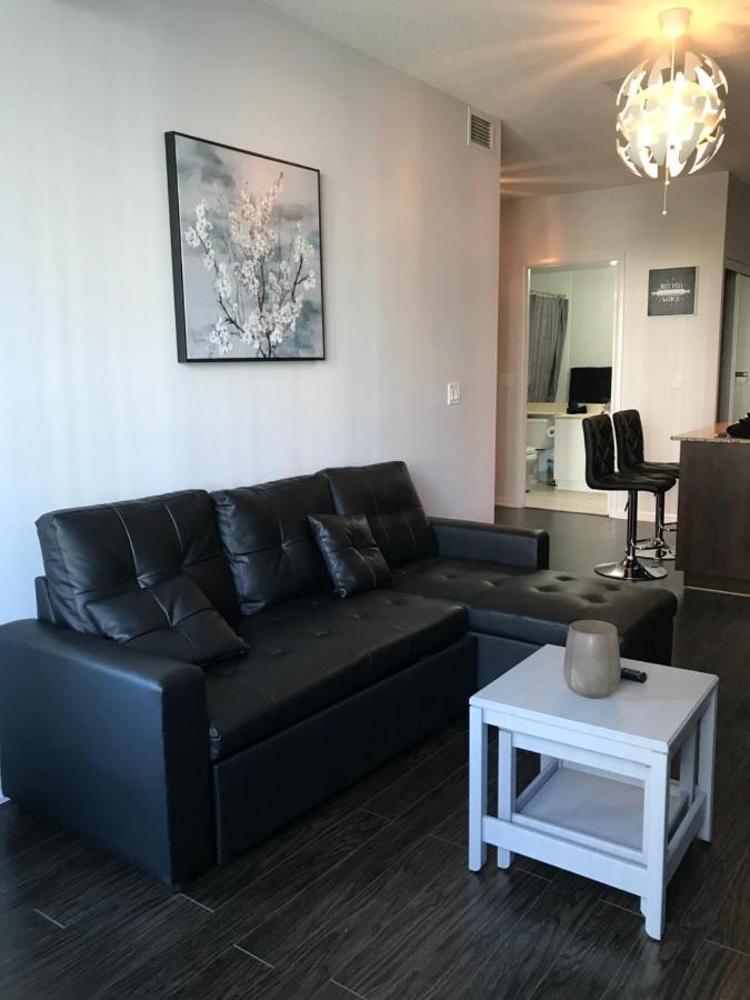 טורונטו Executive 1 Bedroom Condo Sleeps 2 מראה חיצוני תמונה